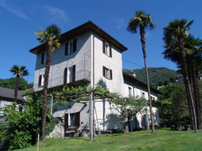 Отель Casa Perini  Тенеро